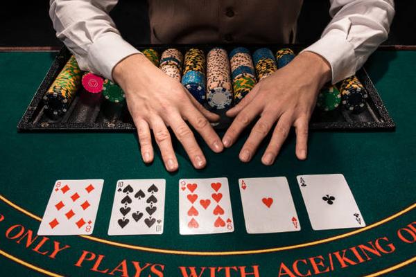 How Casino Game Design Taps into the Psychology of Gambling