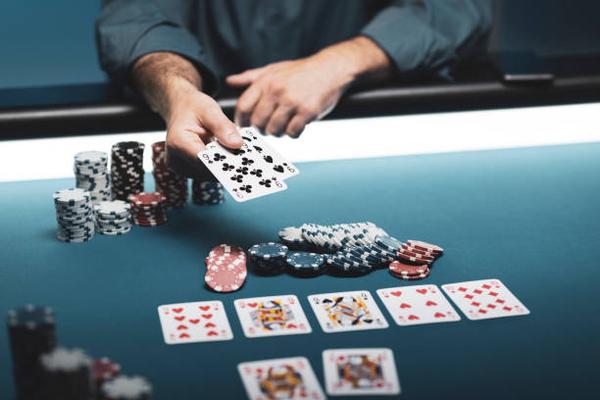 Test Your Skills And Strategy At Rajabonanza88.com Poker Tables